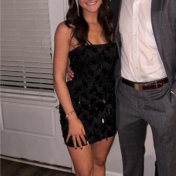 Hausen Black Sequin Mini Dress - Picture 4 of 5